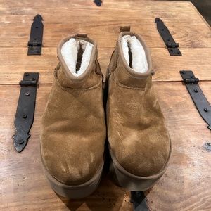 Mini Platform Uggs Chestnut Sz 8